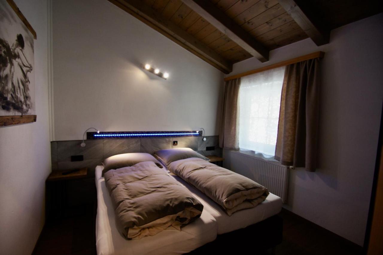 Bed and Breakfast Haus Eder Steiner à Saalbach-Hinterglemm Extérieur photo