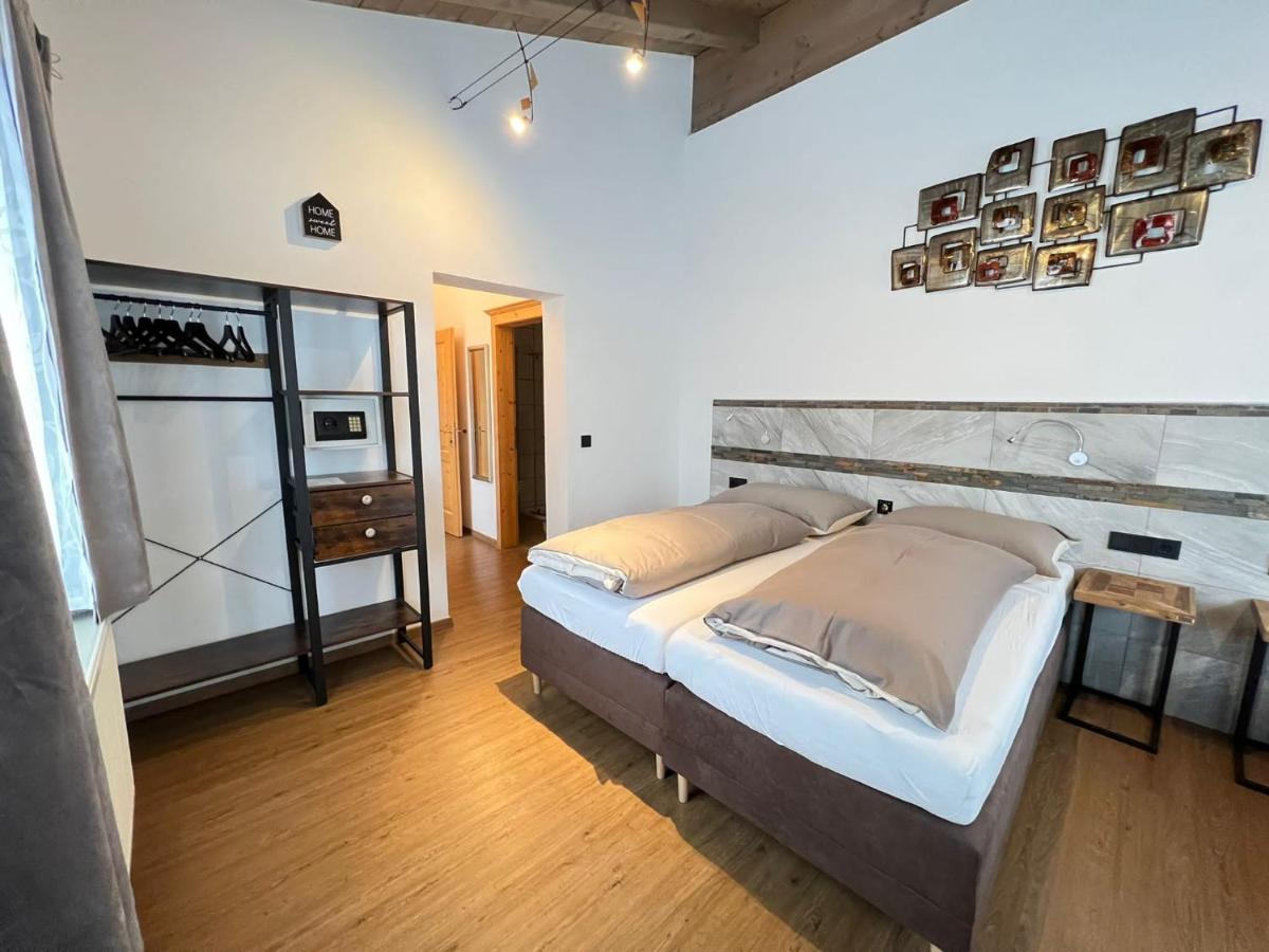 Bed and Breakfast Haus Eder Steiner à Saalbach-Hinterglemm Extérieur photo
