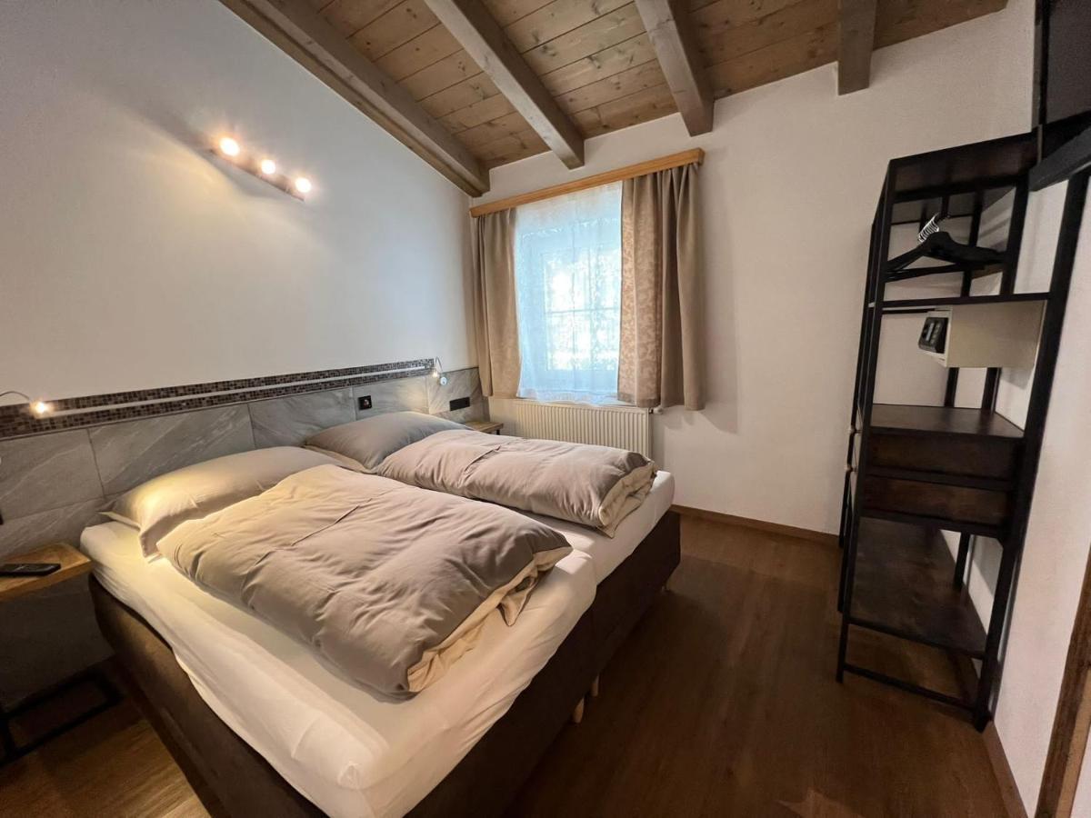 Bed and Breakfast Haus Eder Steiner à Saalbach-Hinterglemm Extérieur photo