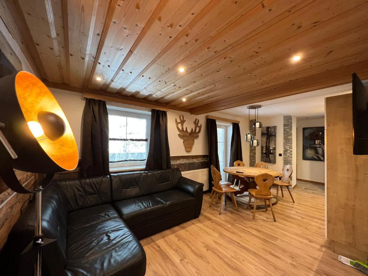 Bed and Breakfast Haus Eder Steiner à Saalbach-Hinterglemm Extérieur photo