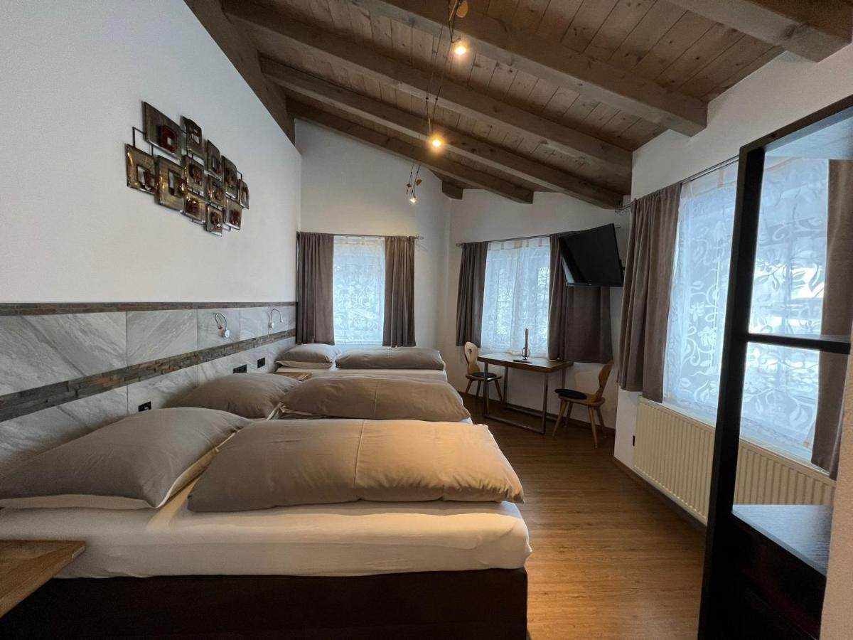 Bed and Breakfast Haus Eder Steiner à Saalbach-Hinterglemm Extérieur photo