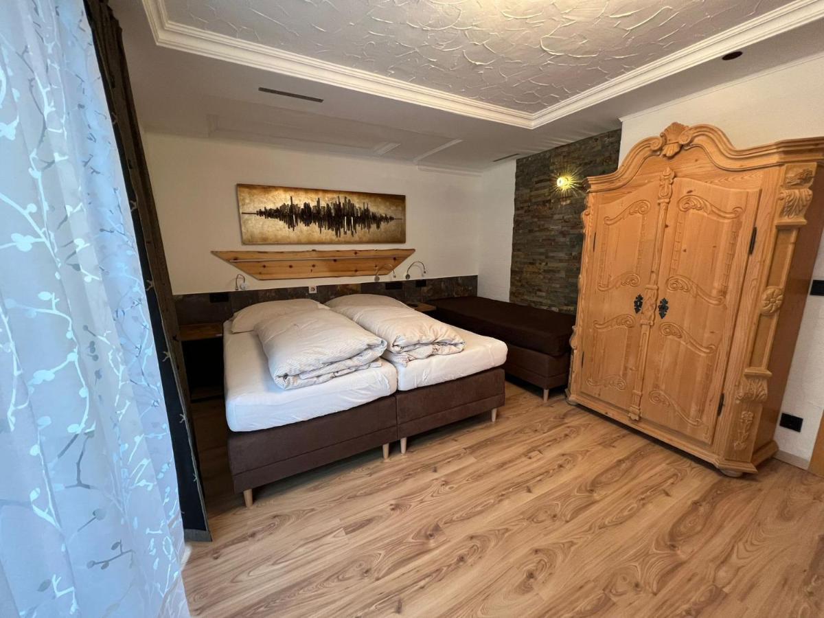 Bed and Breakfast Haus Eder Steiner à Saalbach-Hinterglemm Extérieur photo