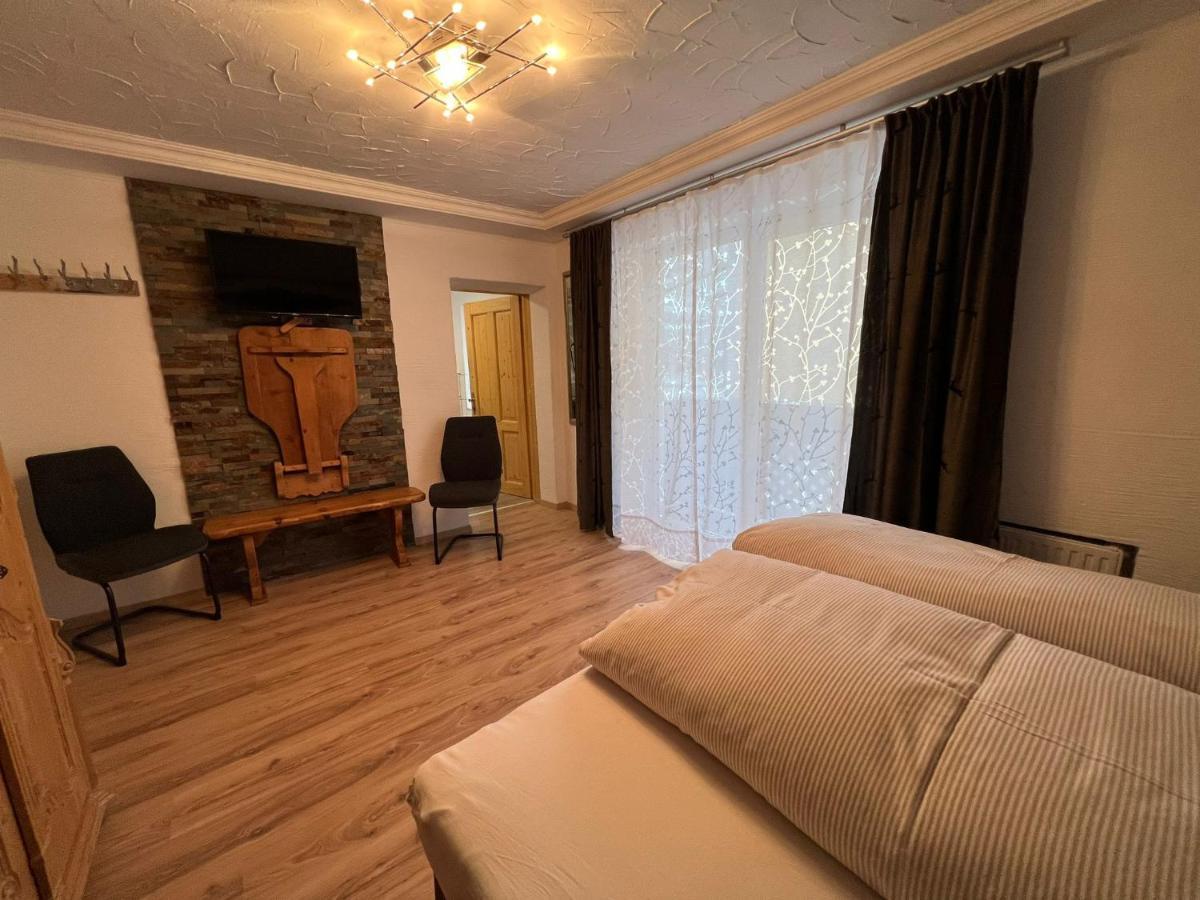 Bed and Breakfast Haus Eder Steiner à Saalbach-Hinterglemm Extérieur photo
